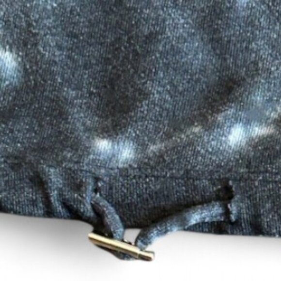 Tie Dye Skull Sweatshirt No Boundaries XS - Picture 5 of 9